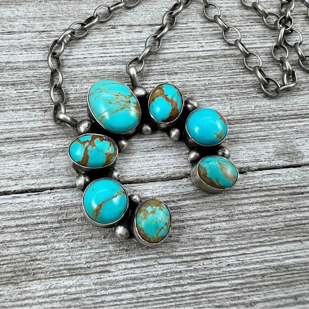 Authentic Kingman turquoise necklace made by Navajo artist AUGUSTINE LARGO